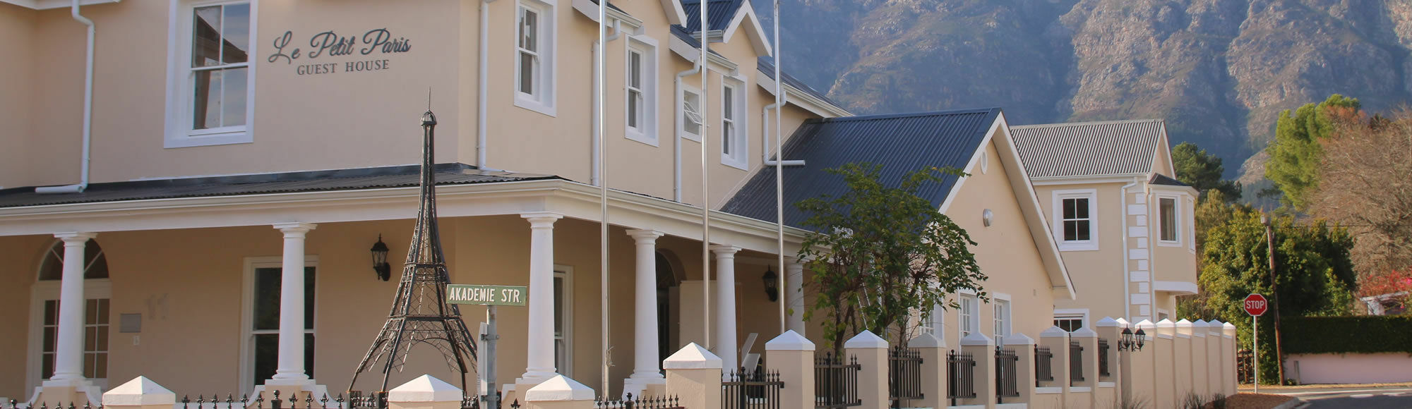 Le Petit Paris Otel Franschhoek Dış mekan fotoğraf